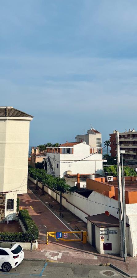 Apartamento En Salou A 20M Playa! Reformado Nuevo 坎布里尔斯 外观 照片