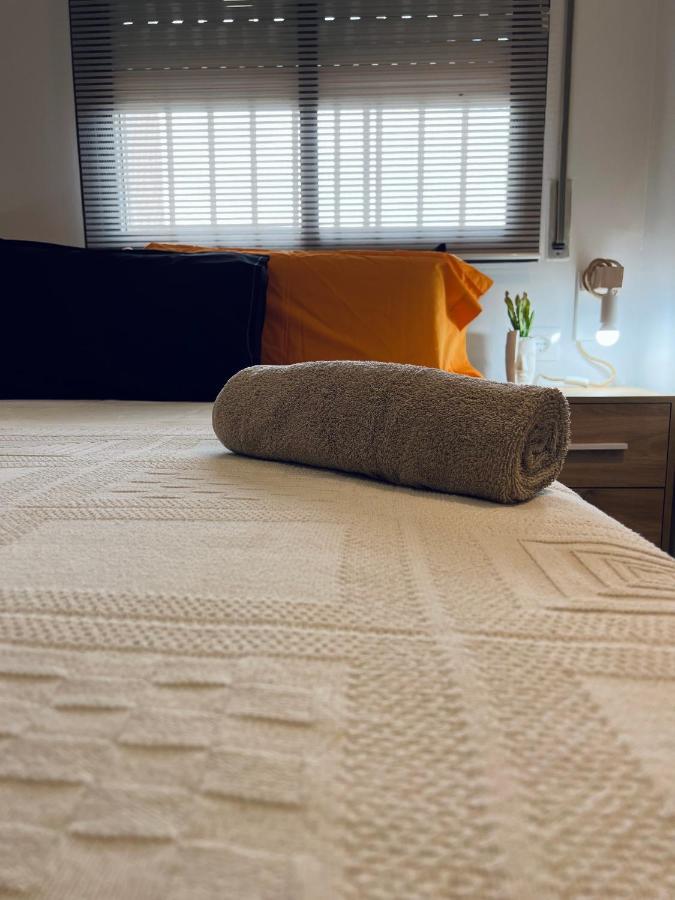 Apartamento En Salou A 20M Playa! Reformado Nuevo 坎布里尔斯 外观 照片